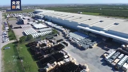 中國車企南非工廠員工杰杰的幸福生活 從難民到技術主管與企業總部管理